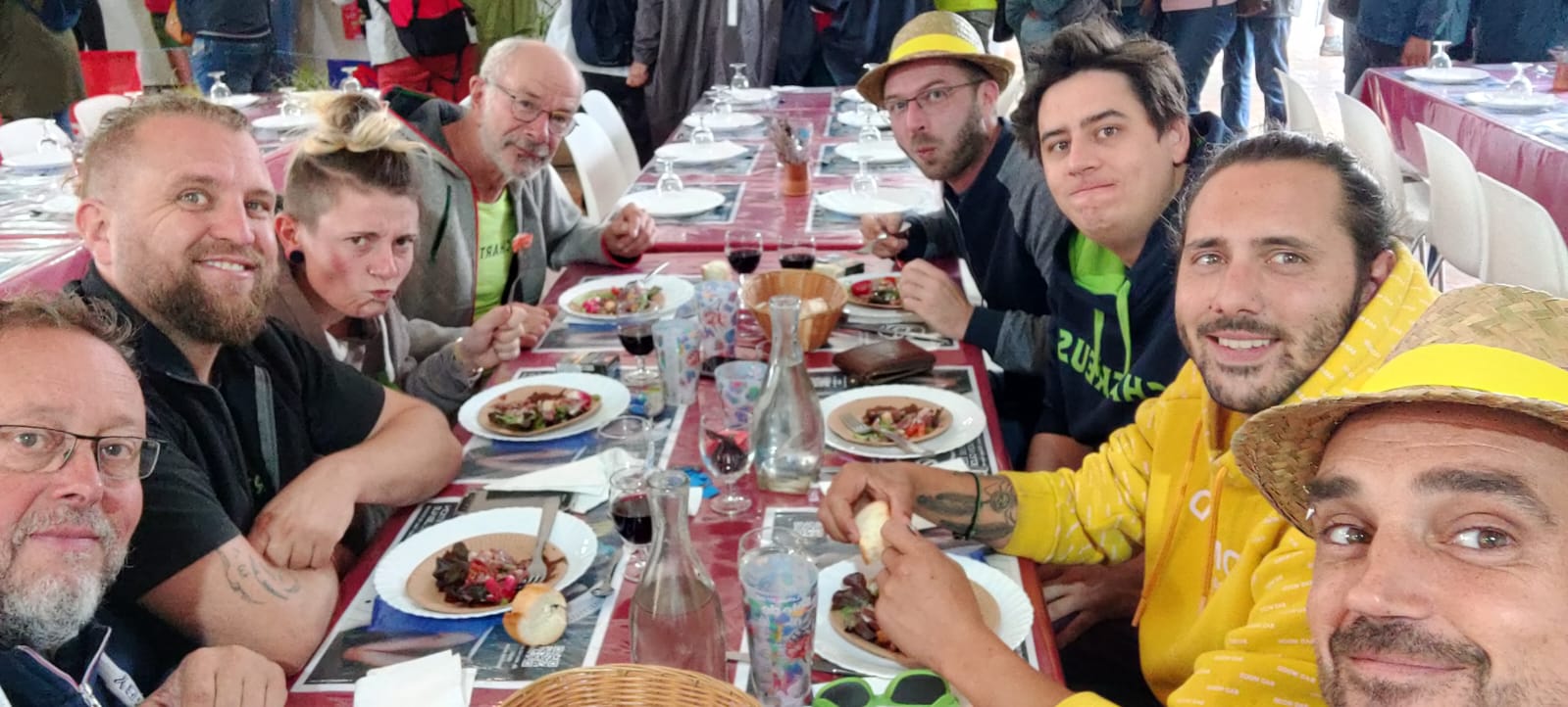 Le bar de la guinguette